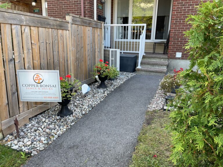 White aluminum railing